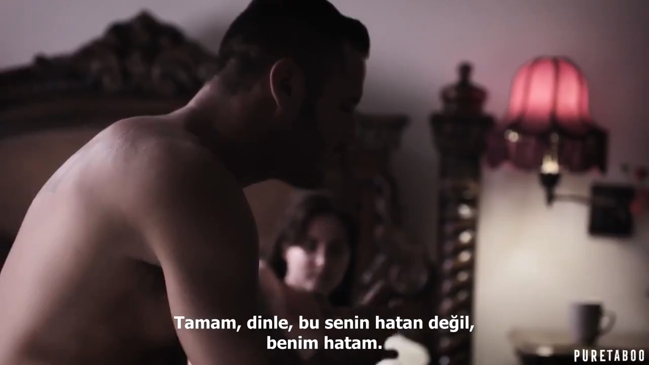 Farkında Olmadan Eşinin Arkadaşını Hamile Bırakıyor Konulu Erotik