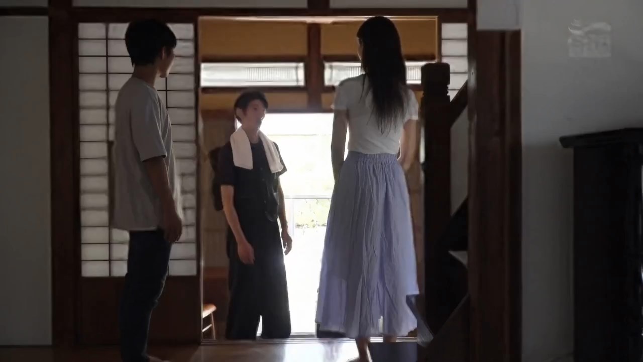 İtaatkar Fistanlı Kadın 720p HD Japon Erotizm Filmi Sansürsüz